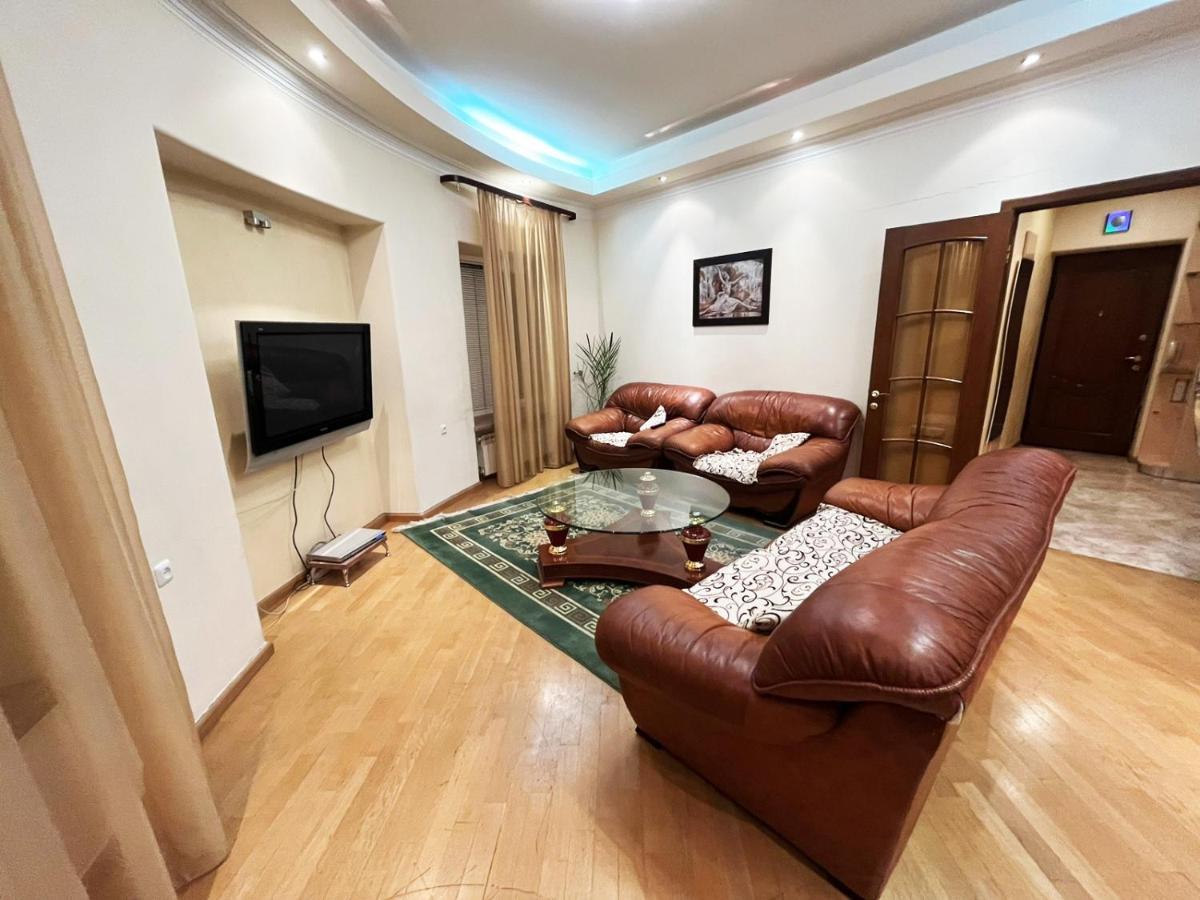 يريفان Amigo Guest House المظهر الخارجي الصورة