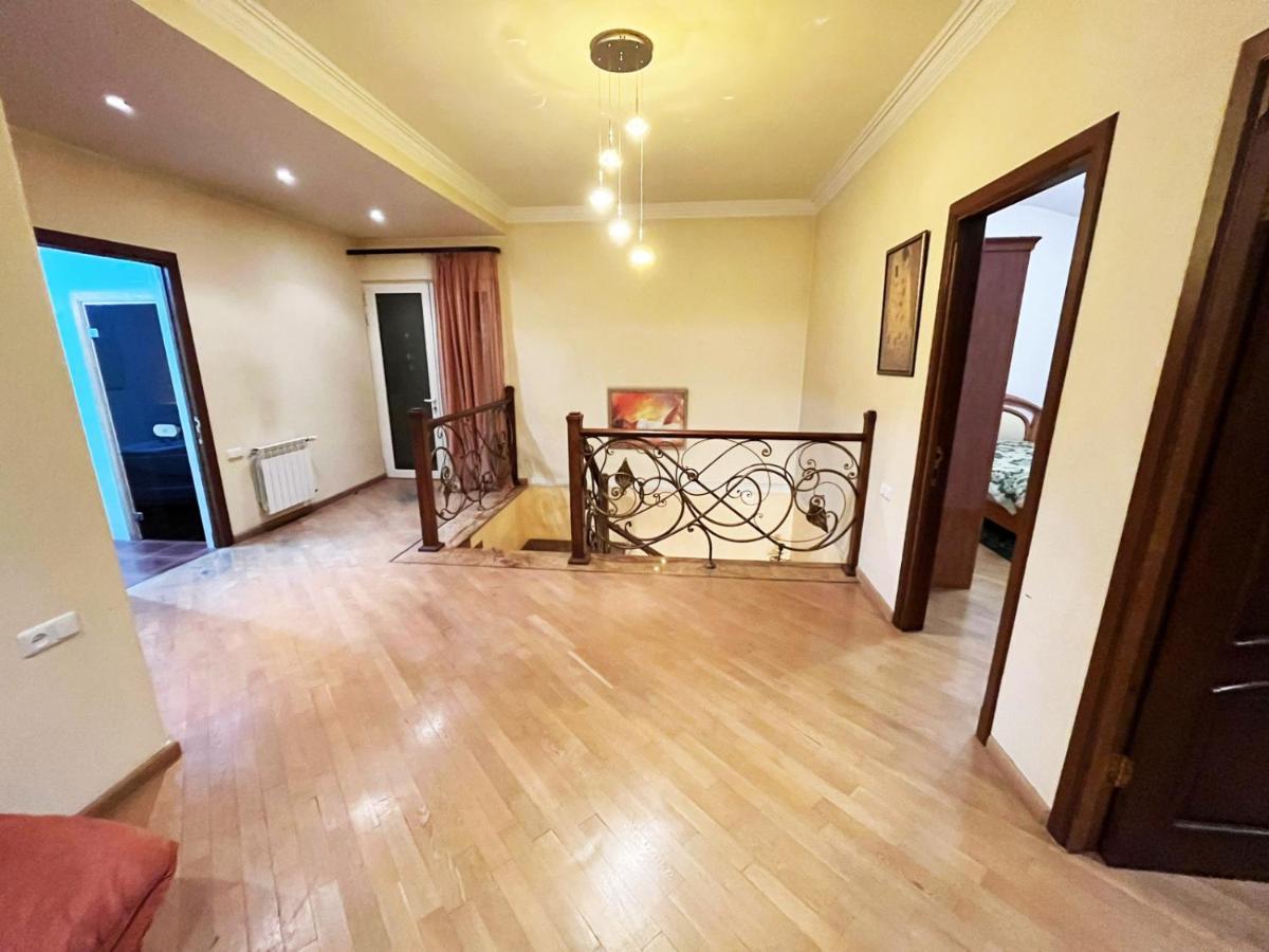 يريفان Amigo Guest House المظهر الخارجي الصورة